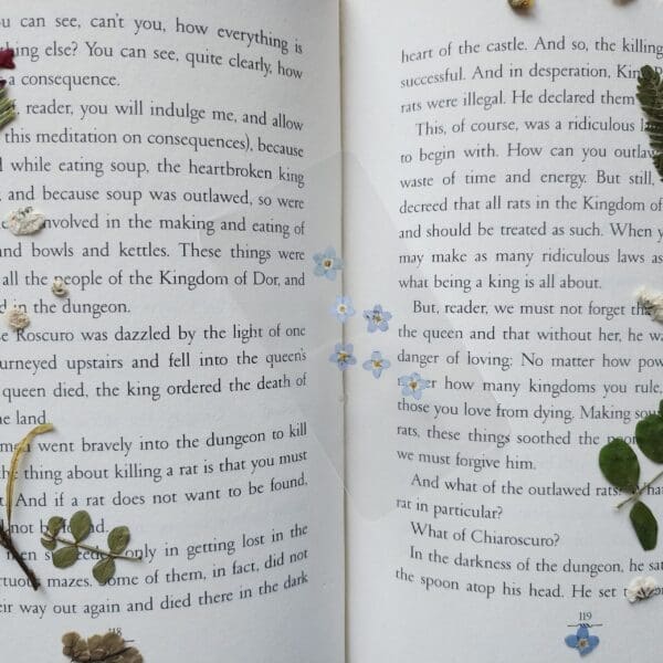 Pressed Forget-Me-Not Flower Bookmark - pressed flower bookmark - Pressed Flowers - Handcrafted Floral Bookmarks - Unique Gift for Readers