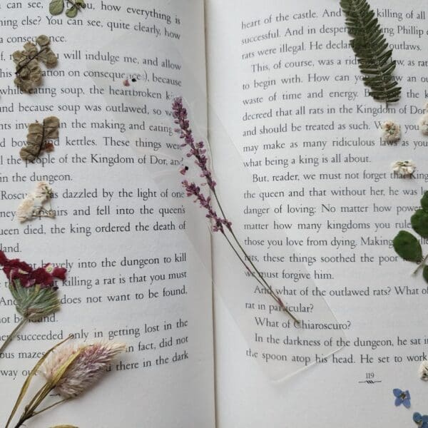 Pressed Purple Flower Bookmark - pressed flower bookmark - Real Botanical Petals - Handcrafted Bookmarks - Floral Nature-Inspired Gift